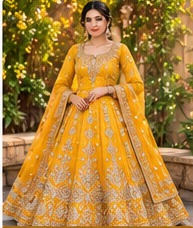 Elegant yellow Punjabi lehenga